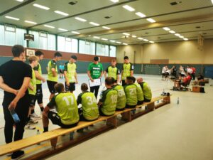 Daniel Deutsch mit der Mannschaft des HC Eintracht Hildesheim