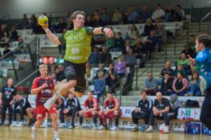 Spielsituation des HC Eintracht Hildesheim gegen LIT