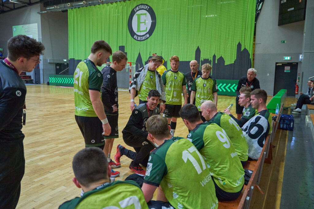 Spielsituation des HC Eintracht Hildesheim gegen OHV